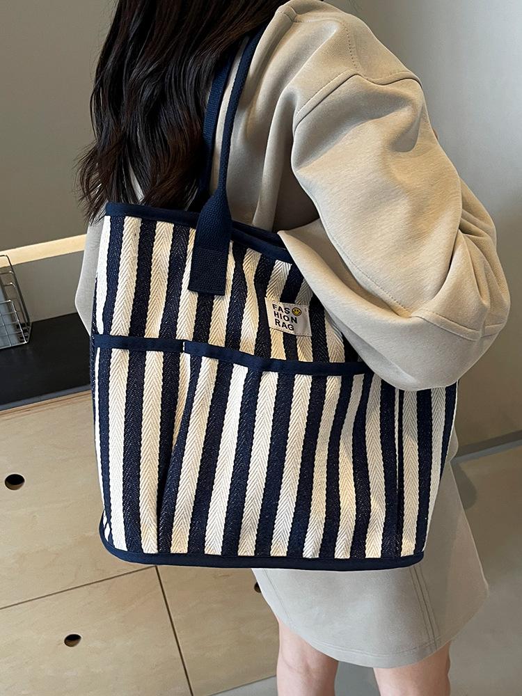 2025 Neue Damen Sommer Farbblock Streifen Tragetasche - Vielseitig, Großes Fassungsvermögen, Lässige Schultertasche