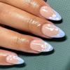 Unghie Finte Riutilizzabili con Design Floreale Bianco Forma Mandorla Base Blu Stile Dolce Donna