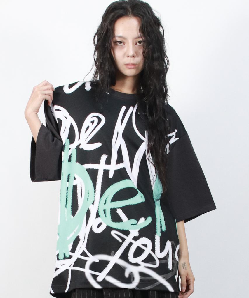 Deumakeu Street Graffiti Oversized T-Shirts
