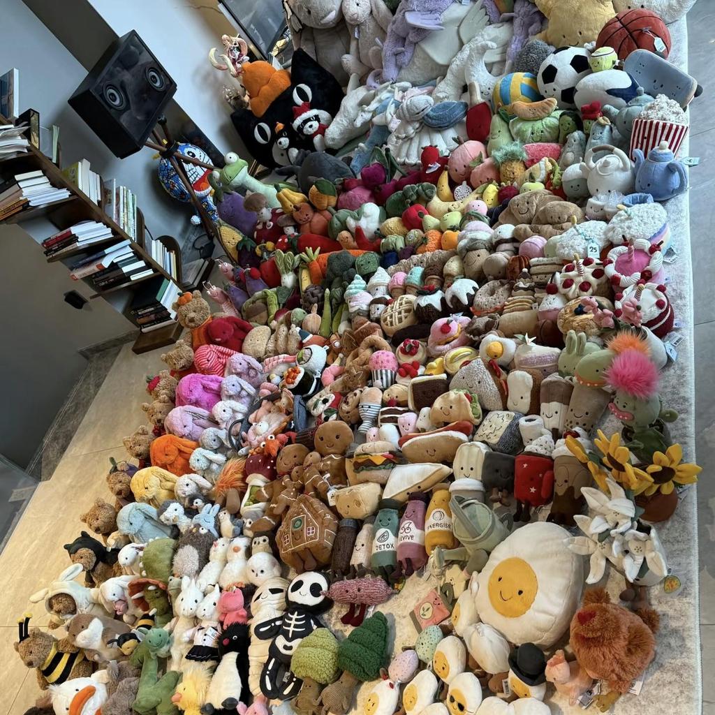 Jellycat Capybara Plush Toy - Wedding Toss Animal Doll Series