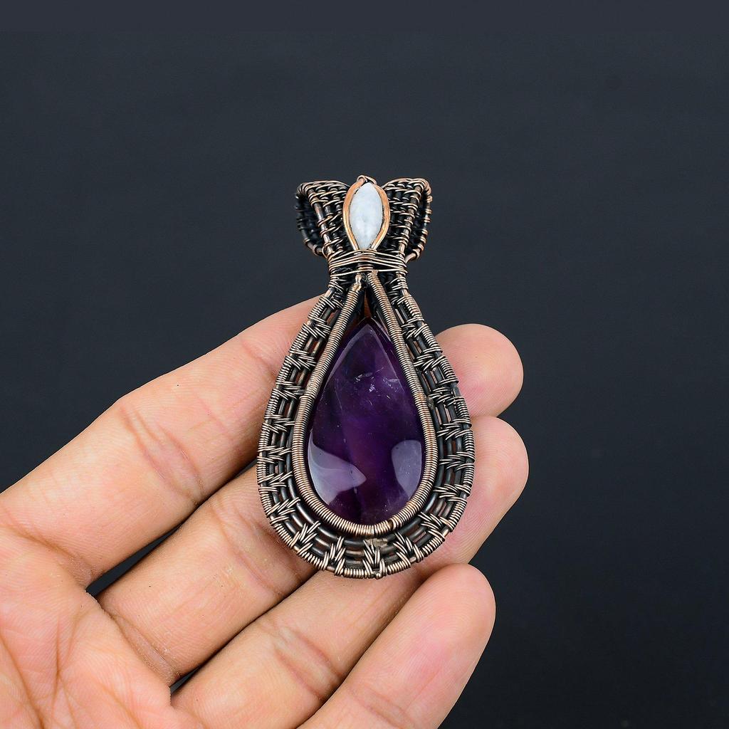 Ametystový přívěsek Drahokam Šperky, Přívěsek omotaný měděným drátem 999, Dárek pro ženy Ručně vyrobený přívěsek