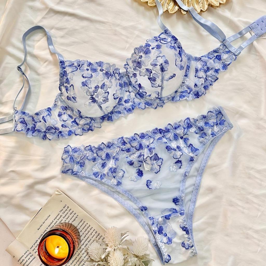 Conjunto de Lingerie Sexy Transparente Multicolorido Bordado Floral Francês Kajano para Mulheres - Coleção Outono