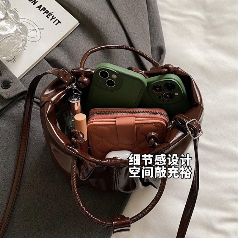 Vintage Pleated Design Women PU Leather Shoulder Bags Solid Color Ladies Small Bucket Tote Simple Female Crossbody Bag Handbag