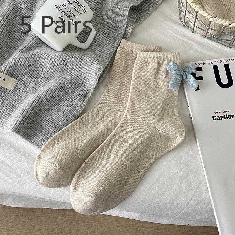 5 Pairs of Women's Autumn and Winter Sweat Absorbing and Warm Woolen Bow Mid  Top Stack Socks
