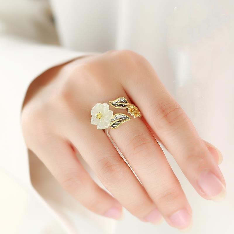 Adjustable Open Ring With Plum Blossom Motif Gold Plated Copper Vintage Boho Womens Fashion Jewelry