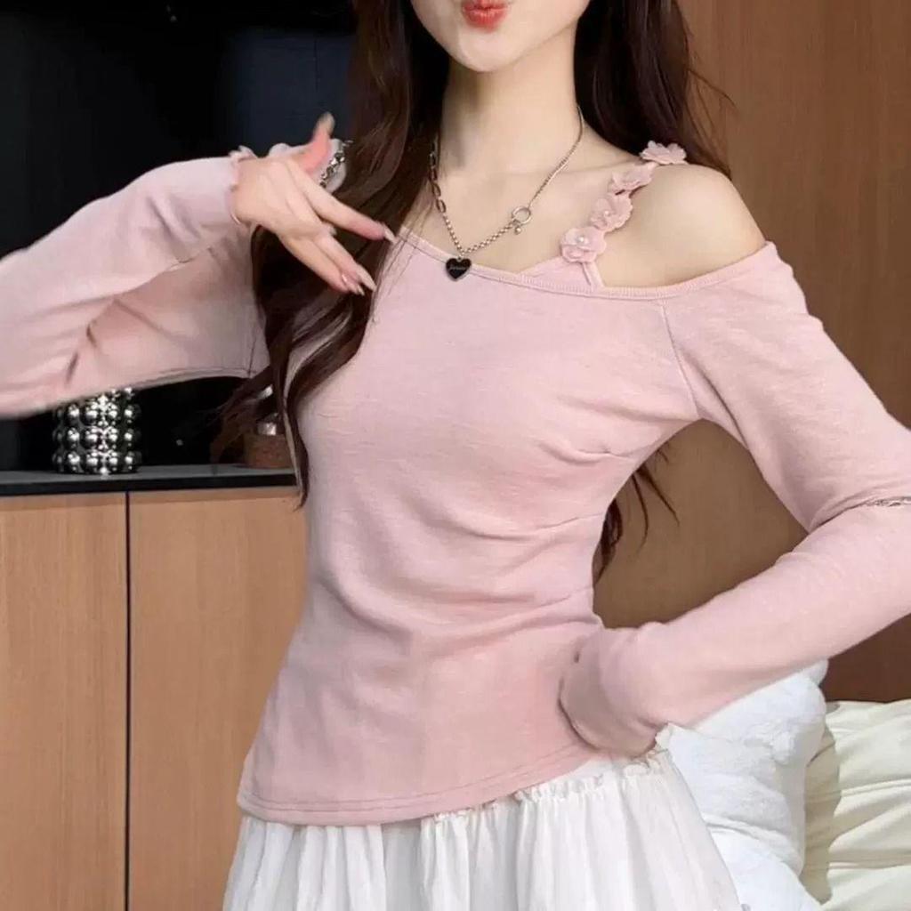 Off-the-Shoulder Floral Patchwork Long-Sleeve T-Shirt for Women, Spring/Autumn, Slimming Sweet & Spicy Design