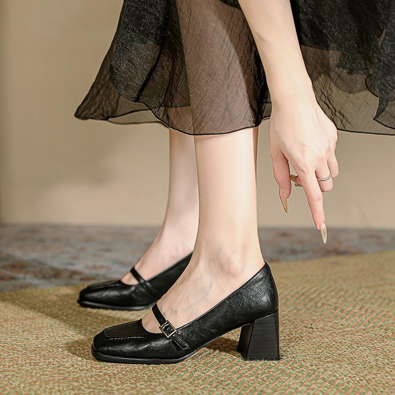 Buty Mary Jane na grubym obcasie Retro kwadratowy nosek Damskie buty Temperament Pojedyncze buty Francuskie eleganckie buty do pracy Płytkie wycięcie Wysokie obcasy