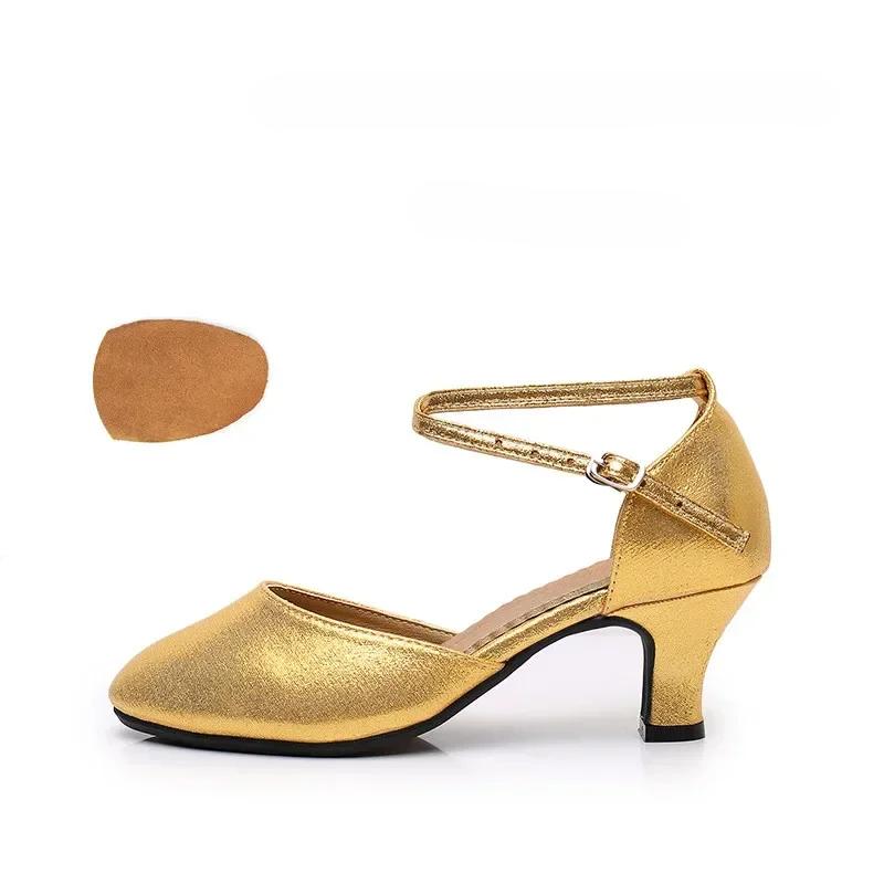 Zapatos Estándar para Mujer Nuevos Zapatos de Baile de Salón para Mujer con Perlas Punta Cerrada Zapatos de Salsa Suela Blanda de Goma Tacones Bajos para Danza Moderna