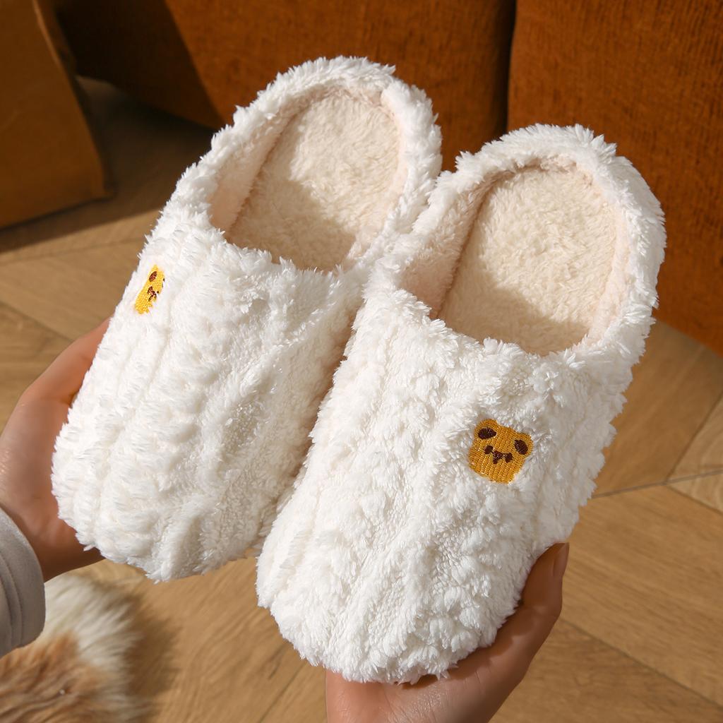 Women's House Slippers Fashionable Trendy Bear Pattern Soft-soled Indoor Slipper for Autumn and Winter