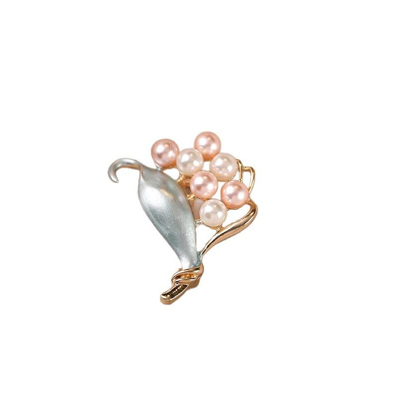 High-end and Light Luxury Pearl Flower Anti-glare Brooch, High-end and Light Luxury Personalized Sweater Pin