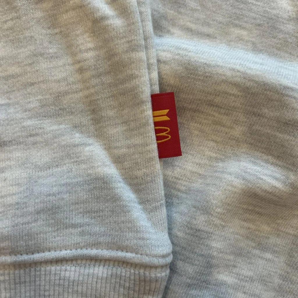 [USED] Unworn BTS McDonald's collaboration sweatshirt size M