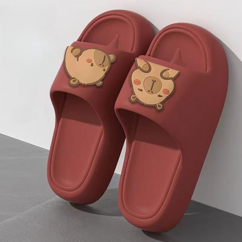 Fashion Summer New Beach Slipper Outdoors Nonslip Couple Shoes Cute Capybara Design slipper Men Women Thick Sole Slippers Zapatos 2025
