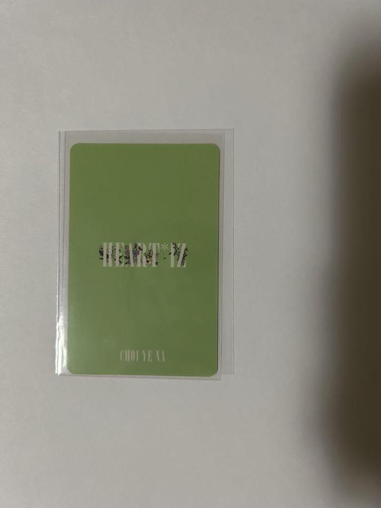 [USED] IZONE heart*iz UP costume Yena