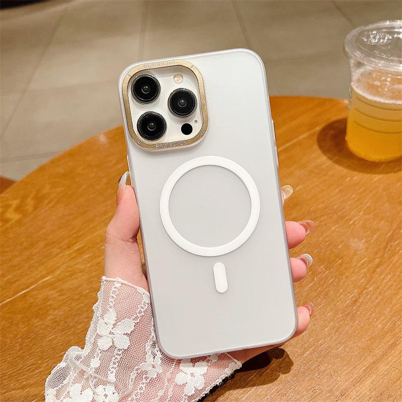 

Роскошный высококачественный матовый полупроницаемый чехол для телефона с магнитной присоской и беспроводной зарядкой. Подходит для iPhone 14, 13, 12, 11 Pro Max. Чехлы против падения. iPhone 11 прозрачный