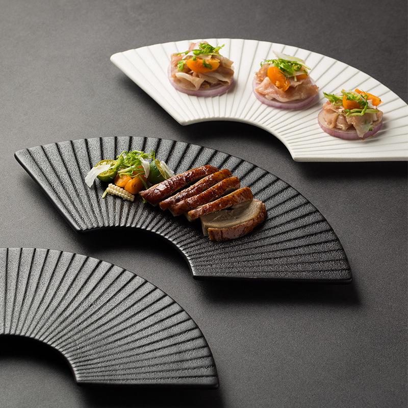 Fan-shaped striped plate, irregular-shaped plate, Japanese sushi plate, ceramic pastries, household creative platter tableware