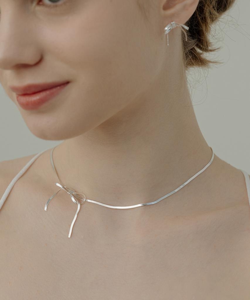 Tou [Silver925] We011 Silver Snake Ribbon Necklace