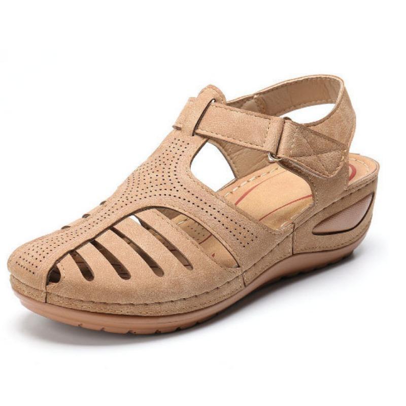 New wedge heel retro sandals non-slip large size women's summer hole shoes