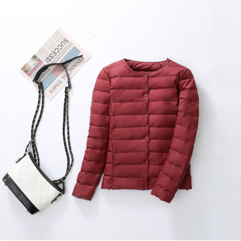 Nové dámské jednobarevné lehké péřové kabáty bez límce na knoflíky Teplá krátká péřová bunda Měkká pohodlná zateplená Slim krátká prošívaná bunda