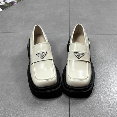 Diksoldige Loafers met Vierkante Neus Dames Muffin Casual Kleine Leren Schoenen Veelzijdige Mode Enkele Schoenen Tide