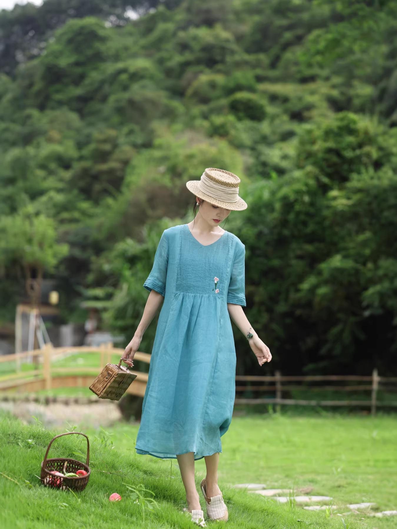 

2026 Summer Ramie Double-Layer V-Neck Accordion Pleat Slimming Cooling Loose Long Dress L павлин голубой