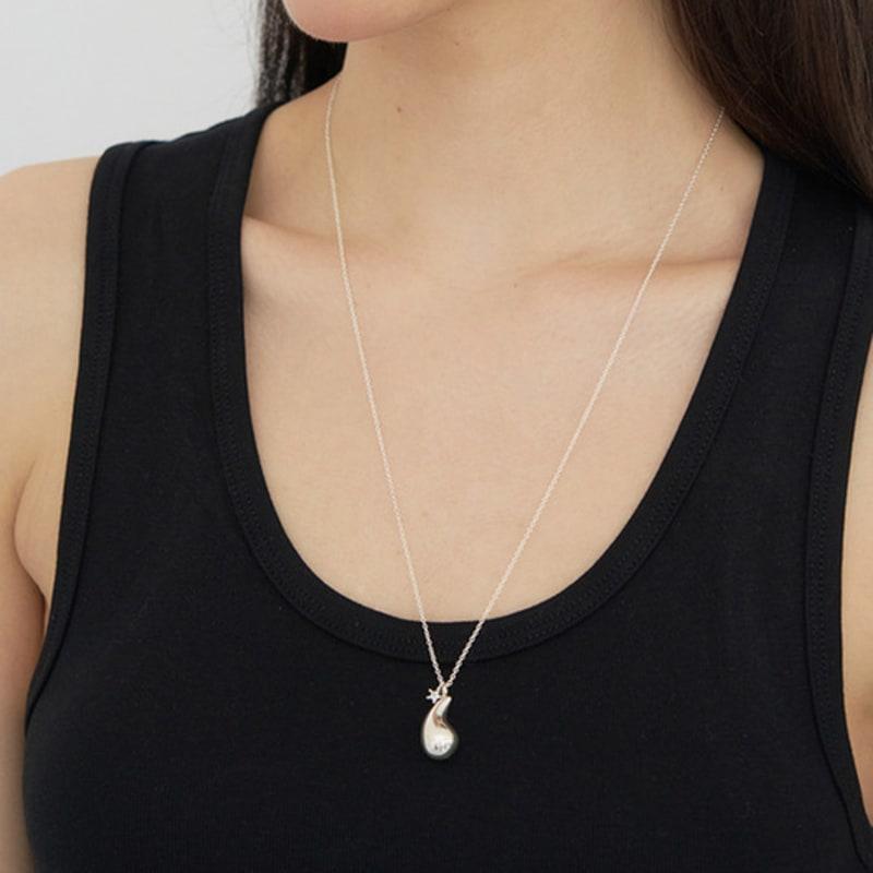 

STILL INSTANT Star Curl Necklace SF_N11