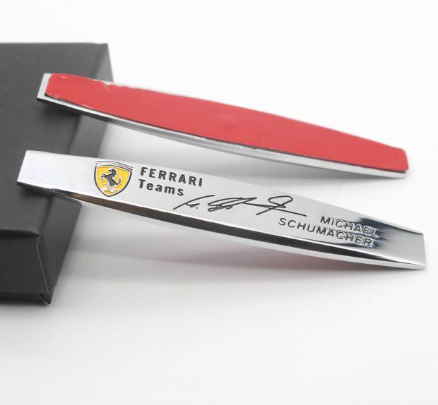 Nowe 1/2 szt. Metalowe 3D dla Zespołów Ferrari SJ F1 Awangardowy Emblemat Samochodowy Emblemat Boczny Błotnika Naklejka z Odznaką Naklejka na Tylną Klapę Bagażnika Stylizacja