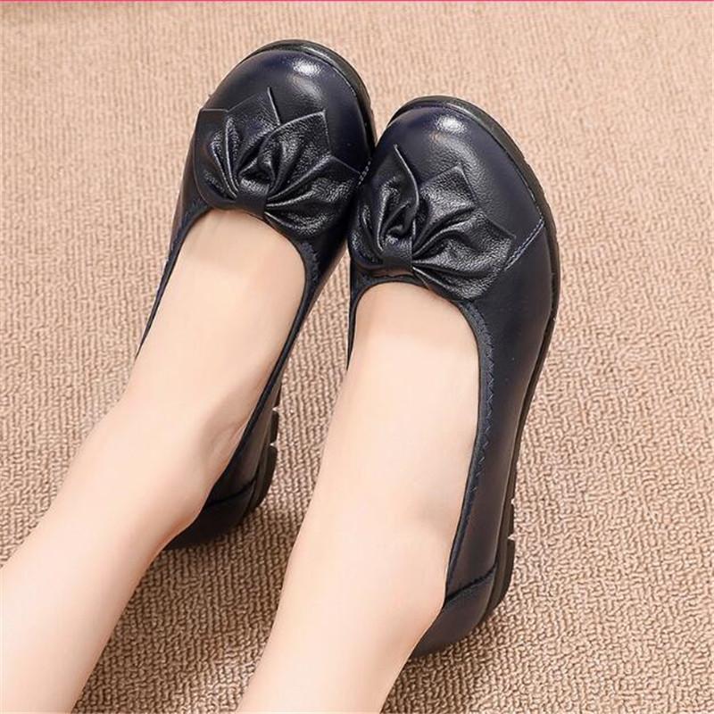 Genuine Leather Flat Sole Women's Shoes Comfortable Soft Sole Cowhide Wedges Mother's Shoes Casual Large Size Women's Shoes
