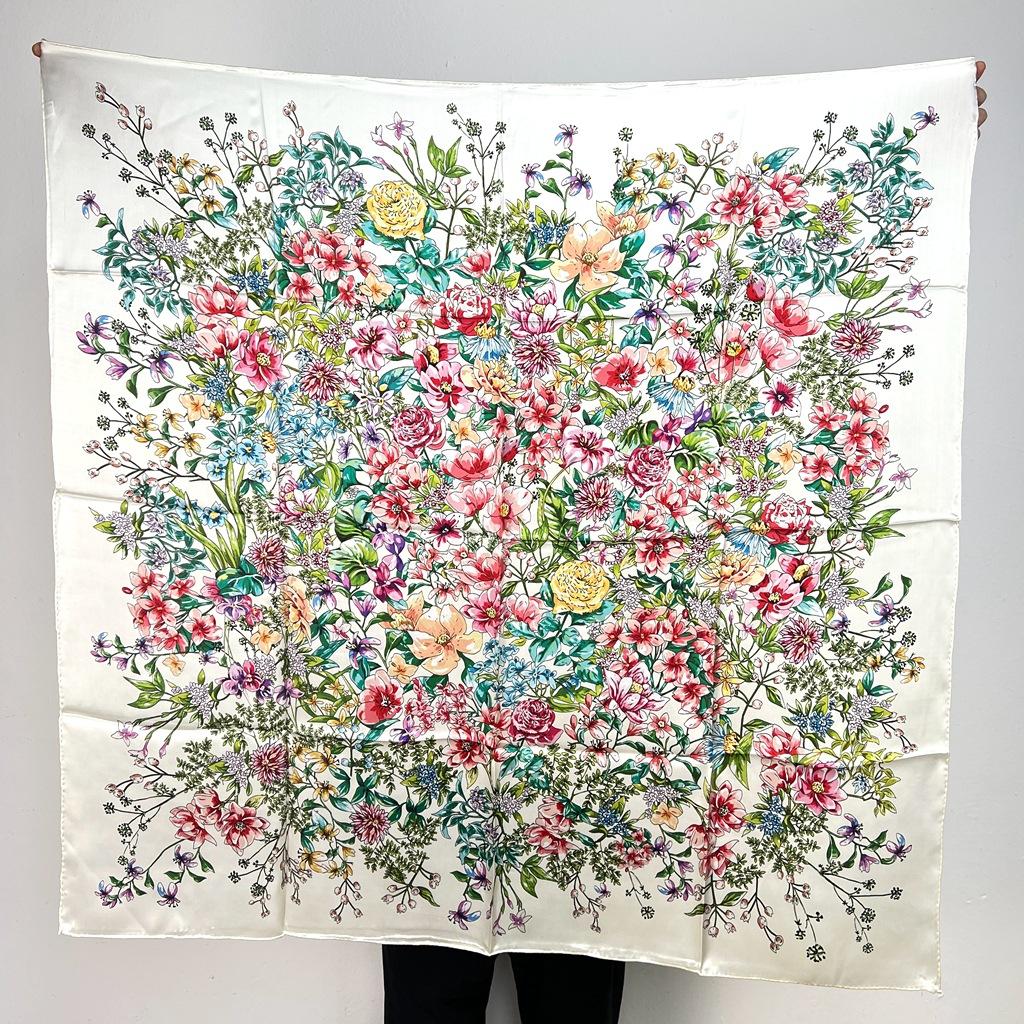 Ins Small Floral Foreign Gas Intelligence Elegant And Gentle Mulberry Silk Silk Silk Scarf Square Scarf Tied Hair Band