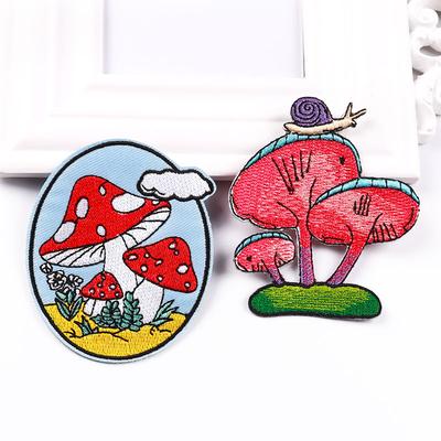 2 Stück/Packung schmelzbare Stickerei-Patches zum Aufbügeln für Kleidung, thermoadhäsive Patches für Jacken, Jeans, Rucksäcke, zum Aufbügeln