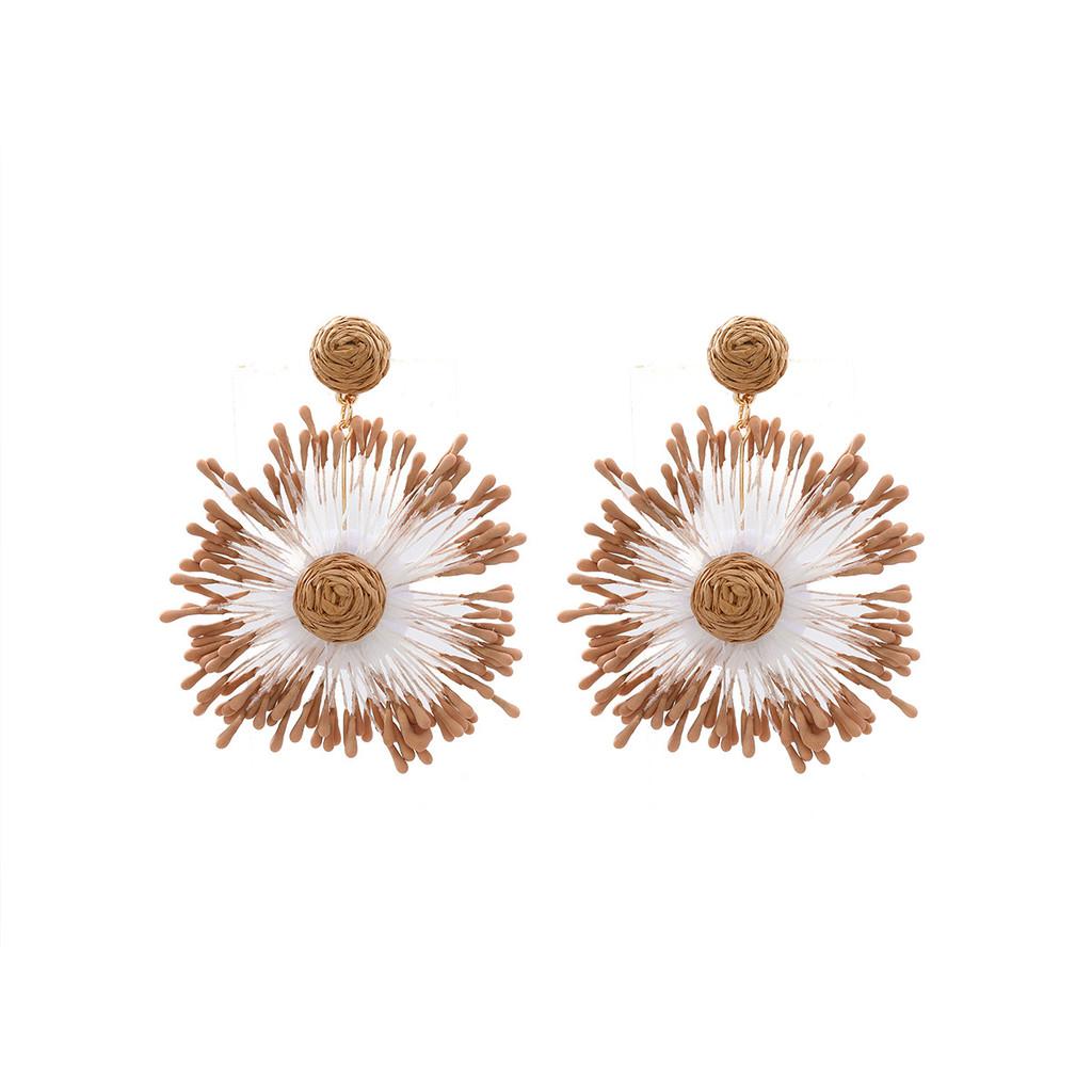 

Pinkdudu Exaggerated Flower Zinc Alloy Earrings Fashion Simple Vacation Drop Earrings Women Jewelry PD2257 коричневий