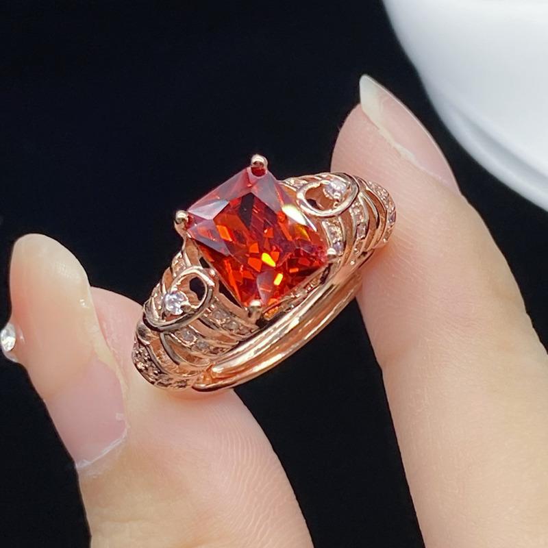 BELLA BOX Fenda Zircon Network Red Live Nowy produkt Zestaw grupowy z drążonym temperamentem i otwartym pierścionkiem z 18-karatowego różowego złota dla kobiet