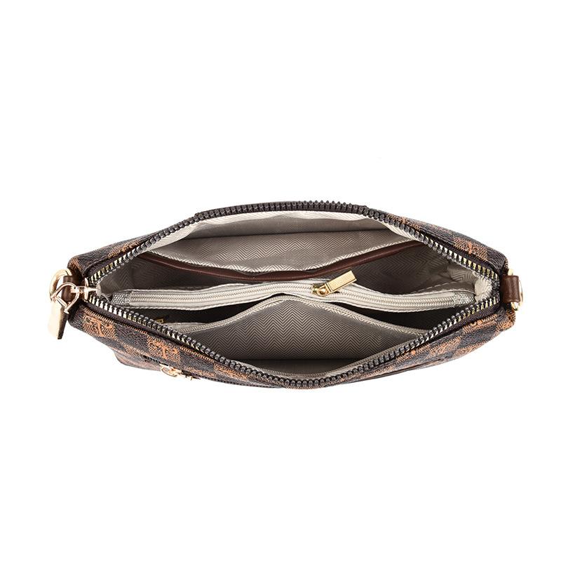 Women's bag new spring and summer small bag printed letter women's bag fashion shoulder versatile messenger bag clutch bag