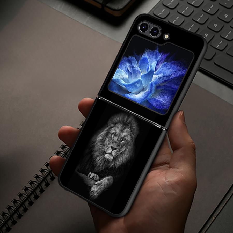 

Крутой чехол Лев для Samsung Galaxy Z Flip 7 6 5 4 3 Flip4 Flip7 FE Flip6 Flip3 Flip5 Задняя крышка телефона Funda Galaxy Z Flip6