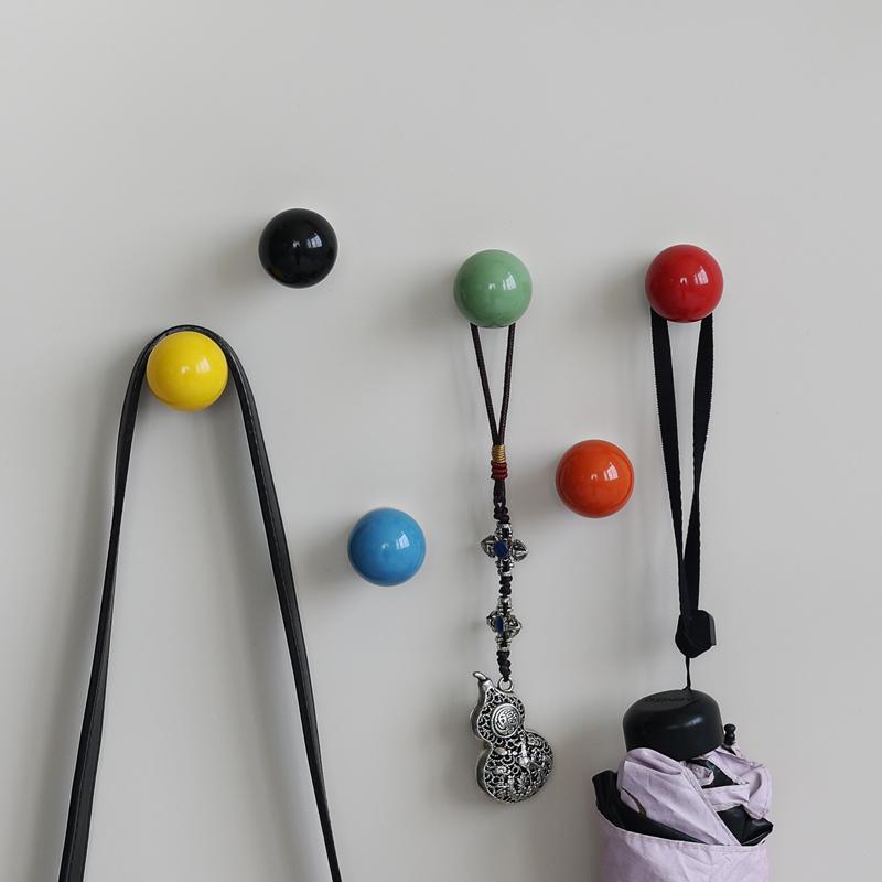 Colorful Ceramic Powerful Magnetic Hook Entrance Door Decoration Refrigerator Magnetic Sticker Non-perforated Spherical Decor
