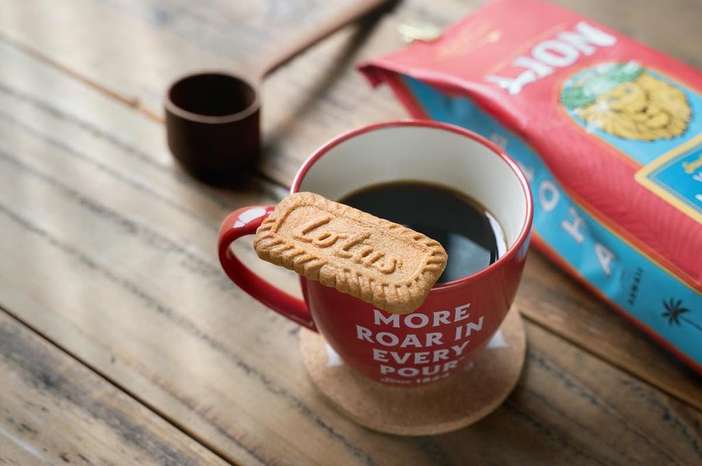 Cafea pudră Lion Coffee Vanilie Macadamia 24oz x 2 (680g)