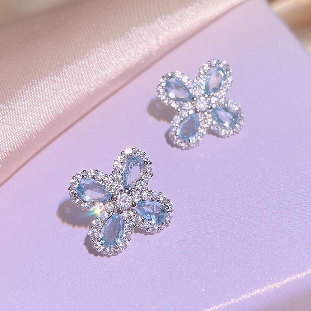 New Japanese And Korean Floral Plants Inlaid With Light Aquamarine Zirconia Clover Three Sets Of 925 Stamp Party Wedding Gift