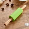 Rouleau à pâtisserie en silicone avec manche en bois