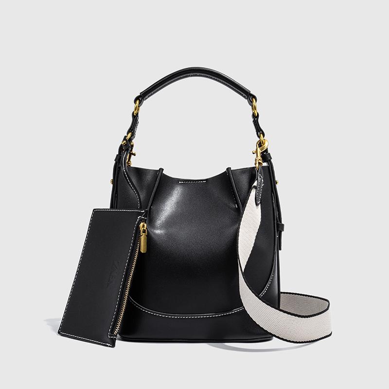 

Large-capacity Wide-shoulder Strap Single-shoulder Handbag Drawstring Handle Crossbody Bucket Bag чорний