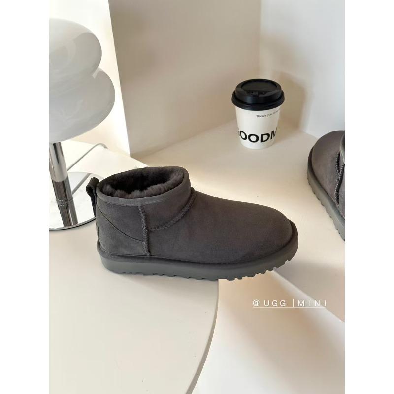 Henan Sangpo snow boots sheepskin fur integrated women's autumn and winter new warm lazy snow shoes winter rain low top mini