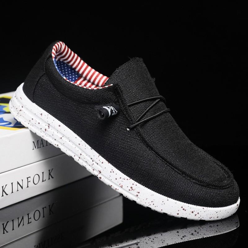 Cross-border plus-size men's shoes, loafers, Korean version of fashion casual trendy men, breathable, lightweight, lazy, one-footed, light canvas shoe