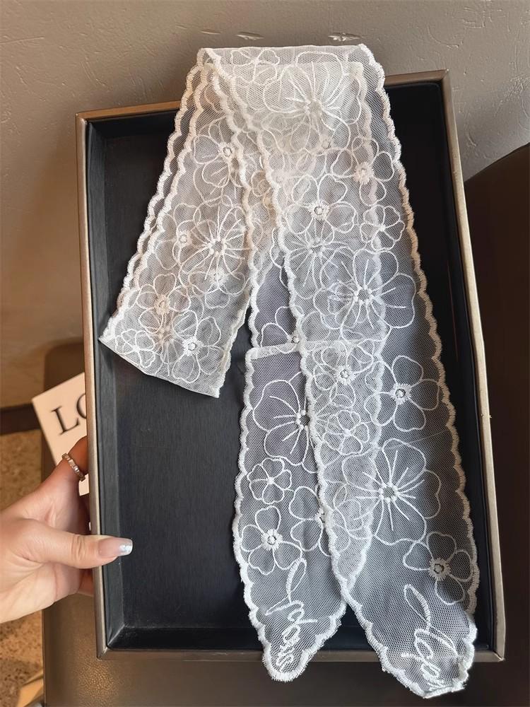 Moda 2025 Lenços de Cabeça Bordados em Renda Branca para Mulheres Lenço de Cabelo Coreano Faixas de Cabelo com Laço de Fita Longa Primavera Verão Acessórios de Cabeça
