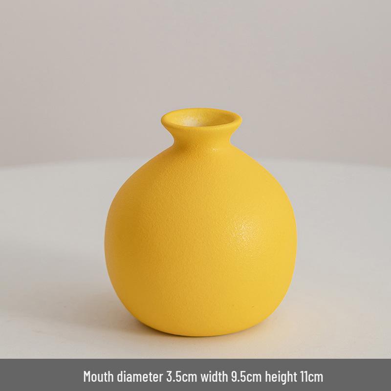 Modern Minimalist Black Ceramic Vase for Home Décor - Small Dried Flower Vase for Living Room