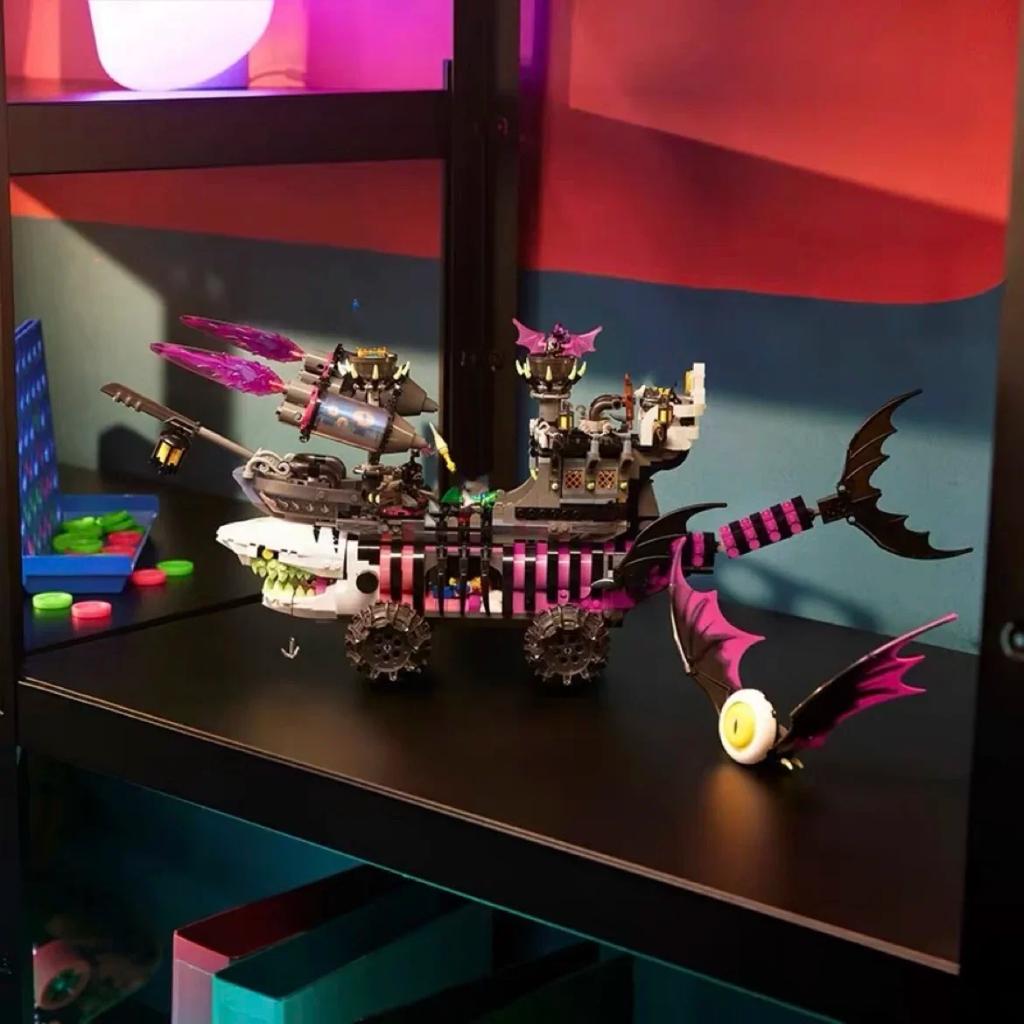 Building Blocks Bricks Toy Set Ship Monster Vehicle Toy for Creative Play Gift for Kid