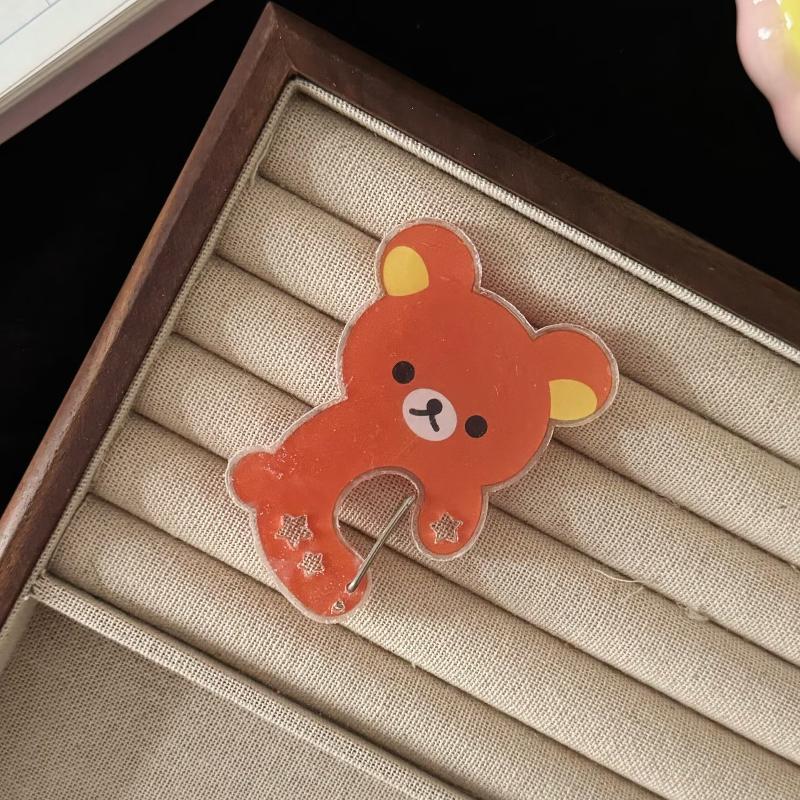 Cartoon Little Bear Star Cake Carabiner Mountaineering Buckle Porous Acrylic Buckle Keychain Backpack Multipurpose Keyring Hook