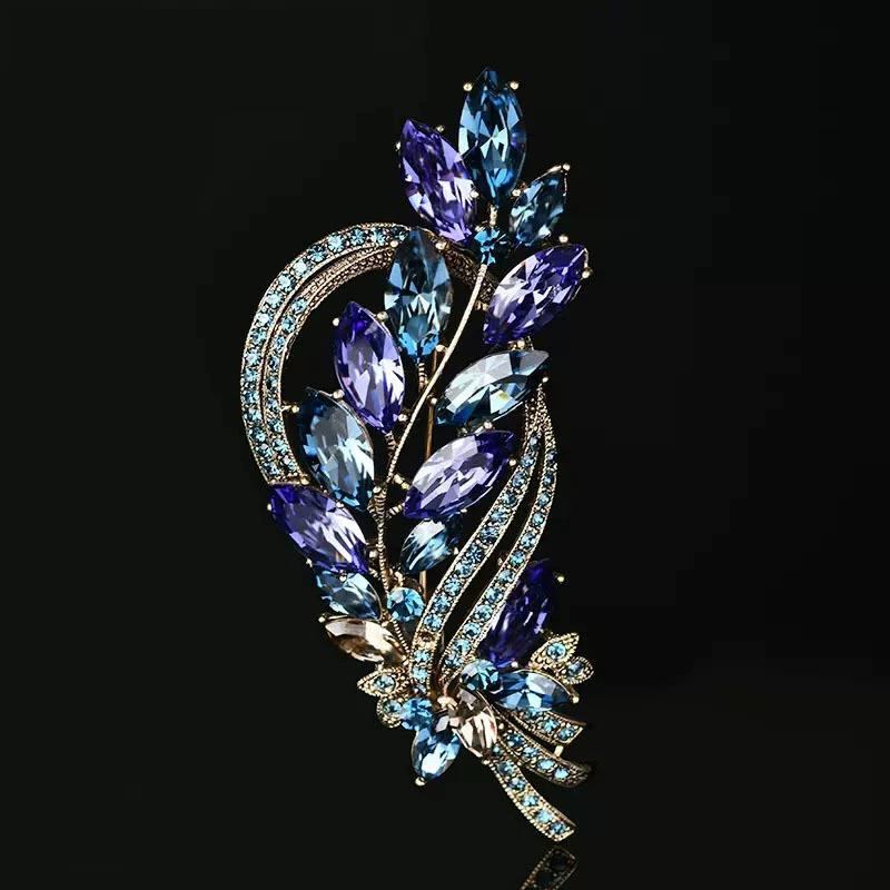 

Brooch Ladies High-End Crystal Accessories Retro Atmosphere Suit Corsage Coat Brooch Birthday Gift