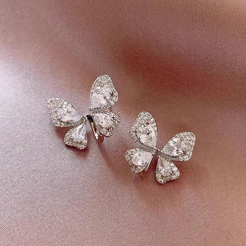 Boucles d'oreilles papillon en zircon de luxe uniques élégantes en strass brillantes pour femmes bijoux d'oreille charm tendance cadeaux