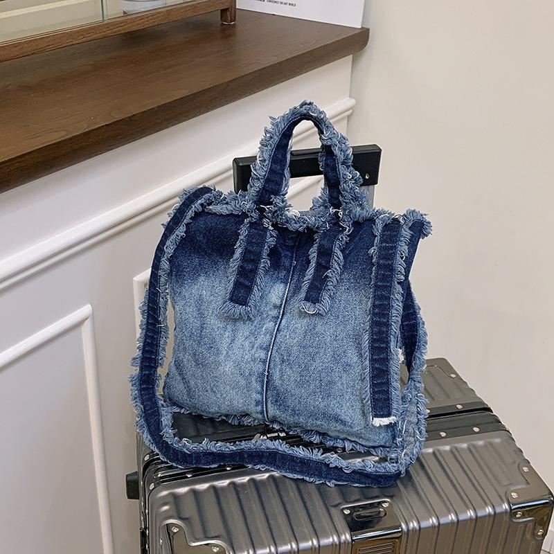 Niche design bag women's new trendy fashion versatile shoulder messenger bag high-end handbag
