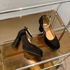 Französische kleine quadratische Kopfhöhe Einzelne Schuhe 2025 neuer Frühling und Herbst wasserdichter Tisch dicker Absatz Ein-Wort-Schnallenriemen High Heels Damen