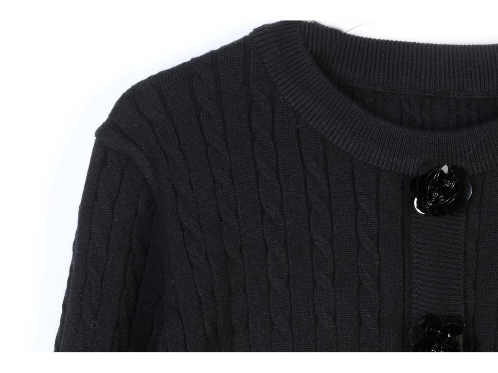 2024 Autumn/Winter Slim Fit Camellia Embroidered Long Sleeve Knit Cardigan for Women