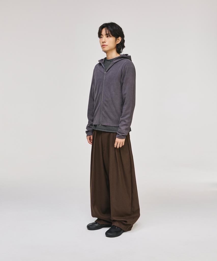 SIGNATURE Reverse Three-Tuck Baggy Slacks [Brown]